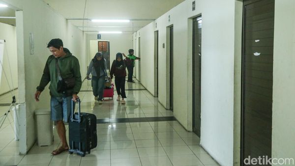 Intip Penginapan Rp 15 Ribu per Malam di Terminal Pulo Gebang