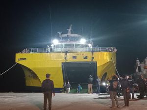 Sumber Api yang Bakar KMP Portlink VII Diduga dari Ruang Tunggu Penumpang