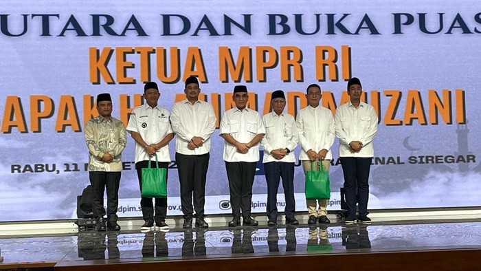 Muzani Kirim 5.000 Paket Bantuan ke Terdampak Bencana Sumut menjelang Lebaran