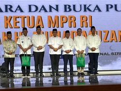 Jelang Lebaran, Muzani Salurkan 5.000 Paket Bantuan ke Korban Bencana Sumut