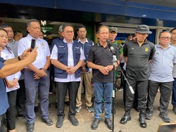 Menteri LH Nilai Longsor Sampah di Bantargebang Bak Fenomena Gunung Es