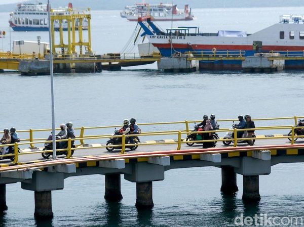 Arus Mudik Lebih Awal Mulai Terlihat di Penyebrangan Ketapang-Gilimanuk