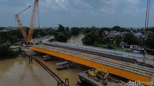 Penampakan Jembatan Kemang Pratama Seharga Rp63,97 Miliar