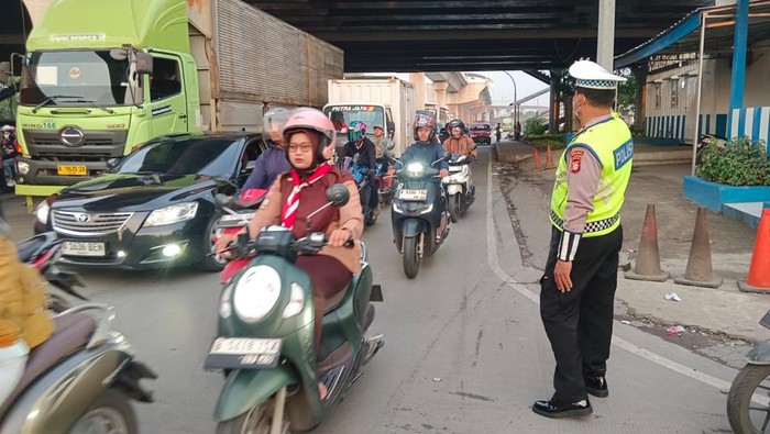 Kepadatan Lalu‑Lintas Pagi di Beberapa Arteri Jakarta