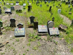 Fakta-fakta Polemik Nisan Dicoret Tanda Silang Merah di Kludan Sidoarjo