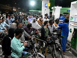Potong Gaji-WFH, Sejumlah Negara Kompak Hemat Energi Imbas Perang Iran
