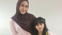 Bisa Ditiru! Cara Ryana Dea Ajarkan Anak Puasa Sejak Usia 4 Tahun