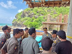 Bangun Kolam di Sempadan Pantai, Vila di Lombok Tengah Disegel