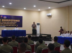 Brimob Polda Metro Gelar Sertifikasi Tingkatkan Keahlian Penanganan Unras