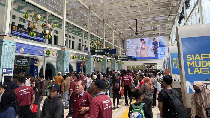 Joni Mudik Lebaran Awal karena Telepon Anak
