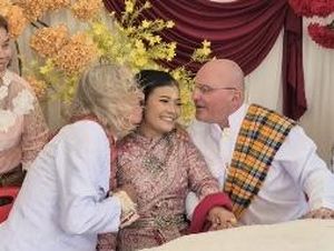 Kontroversi Wanita Menikah dengan 2 Pria, Dapat Mahar Fantastis