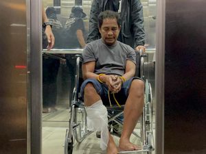 Penampakan Boy Pengedar Narkoba Jaringan Ko Erwin Dibawa ke Bareskrim