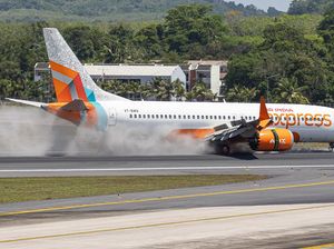 Pendaratan Pesawat yang Mencekam: Roda Hilang-Landasan Pacu Berasap