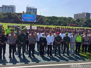 Operasi Ketupat Semeru Resmi Dimulai, Belasan Ribu Personel Bersiaga