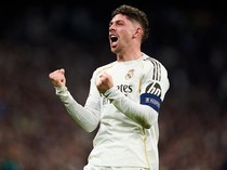 Senyum Bahagia Zidane Lihat Valverde Hat-trick