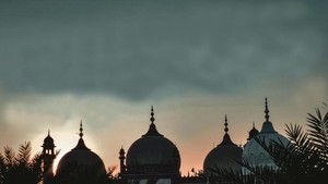 Jadwal Buka Puasa Semarang Hari Ini 14 Maret 2026 Lengkap Daerah Sekitarnya