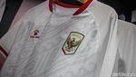 Potret Jersey Baru Timnas Indonesia Resmi Diperkenalkan ke Publik