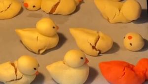 Zonk! 8 Potret Kue Lebaran Core yang Bikin Ngakak