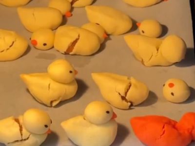 Zonk! 8 Potret Kue Lebaran Core yang Bikin Ngakak