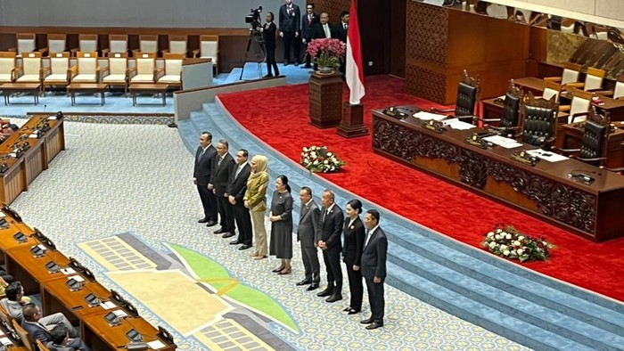 DPR Setujui 5 Dewan Komisioner OJK Periode 2026‑2031