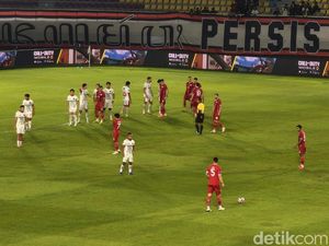 Persis Unggul 2-0 Atas Bali United di Babak Pertama