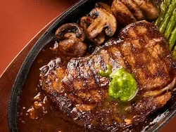 5 Tempat Makan Hot Plate buat Buka Puasa Nikmat, Isinya Beragam!