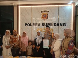 Kisah Bocah Sumedang yang Pulang Usai Jadi Pemulung di Jakarta