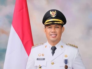 Profil Syamsul Auliya Rachman Bupati Cilacap yang Kena OTT KPK
