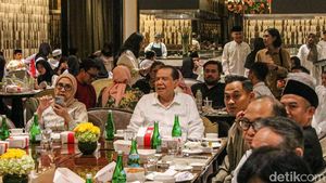 Chairul Tanjung Hadiri Buka Puasa Bersama Anak Yatim di Trans Hotel Jakarta