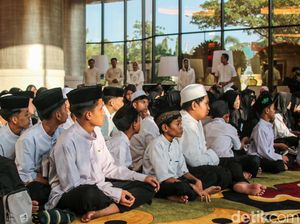 Video: Trans Hotel Jakarta Soft Opening, Undang 100 Anak Yatim Piatu untuk Buka Bersama
