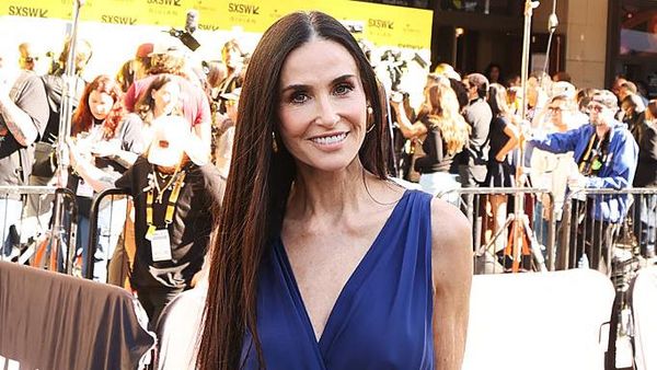 Demi Moore Tampil Super Ramping di Red Carpet, Netizen Ramai Bahas Ozempic