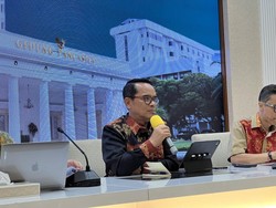 Kemlu RI: KTT D-8 di Jakarta Ditunda Imbas Konflik Timur Tengah