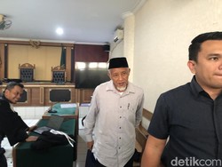 Eks Bupati Sleman Sri Purnomo Dituntut 8,5 Tahun Penjara