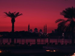 Jadwal Buka Puasa 3 Zona Waktu Indonesia Hari Ini 13 Maret 2026