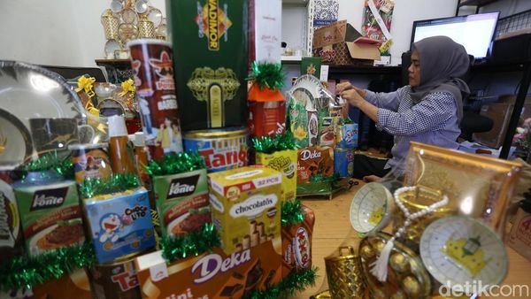 Jelang Ramadan, Toko Parsel di Tangsel Kebanjiran Pesanan