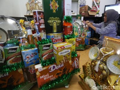 Jelang Ramadan, Toko Parsel di Tangsel Kebanjiran Pesanan