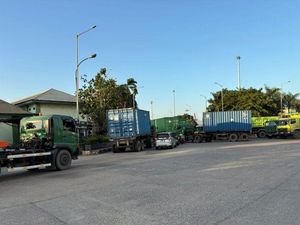 Macet Parah di Kawasan Pelabuhan Priok, Truk Sampai Matikan Mesin