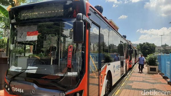 Murah Meriah, Naik Transjakarta Blok M-Bandara Soetta Tarif Rp 3.500