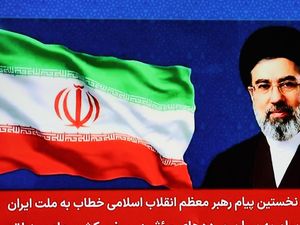 Pidato Perdana, Pemimpin Baru Iran Bersumpah Tetap Blokir Selat Hormuz
