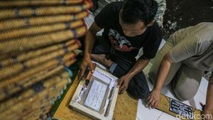 Ramadan Bawa Berkah, UMKM Sablon Sajadah Kebanjiran Order