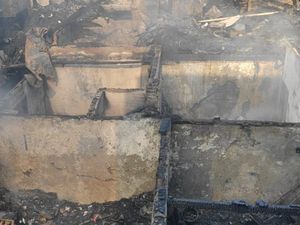 Kebakaran Ruko di Tambora, 5 Petugas Damkar dan 2 Warga Terluka