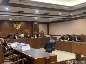 Eks Sekretaris MA Nurhadi Dituntut 7 Tahun Penjara Kasus Gratifikasi-TPPU