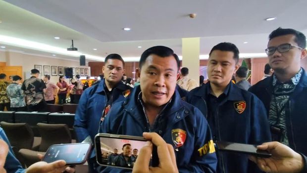 Penyidik Tindak Pidana Utama Tk II Ditipideksus Bareskrim Polri Brigjen Susatyo Purnomo Condro di Kejari Jakarta Barat, Jumat (13/3/2026).