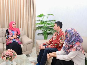 Khofifah Fasilitasi Kepulangan WNI Asal Jatim yang Dievakuasi dari Iran