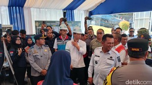 Video; Gubernur Kepri Tinjau Pelabuhan Telaga Punggur, Pastikan Kesiapan Angkutan Mudik