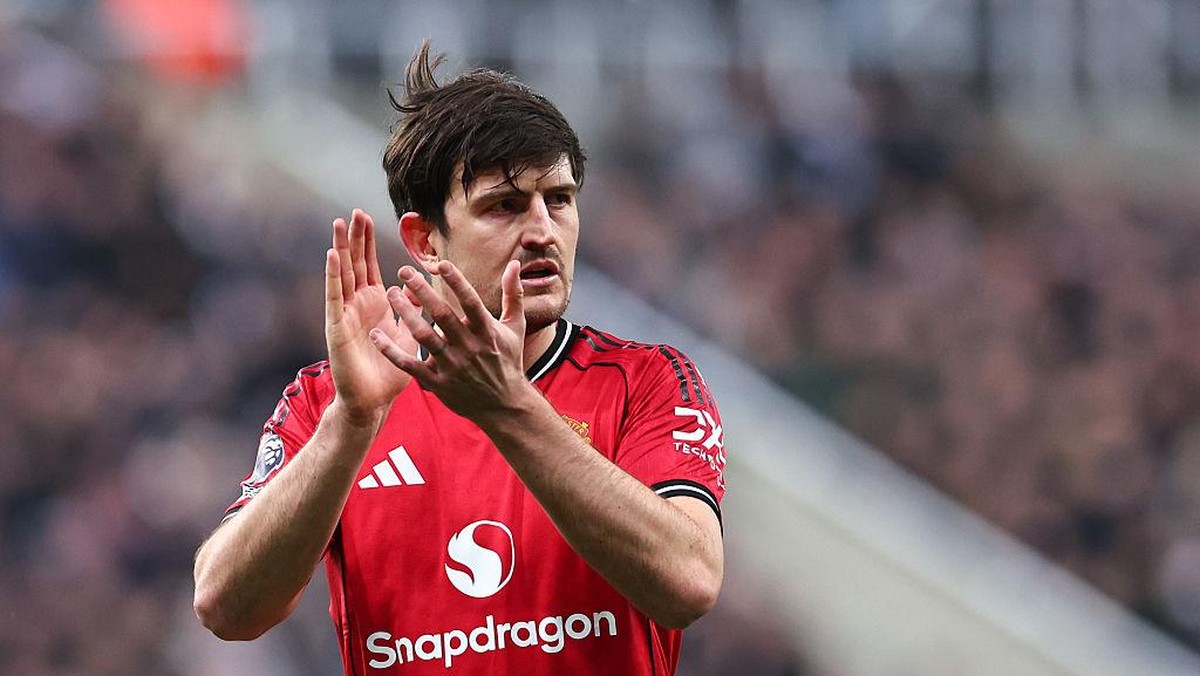 Harry Maguire sudah absen membela Timnas Inggris sejak 2024. Foto: Getty Images/Robbie Jay Barratt - AMA