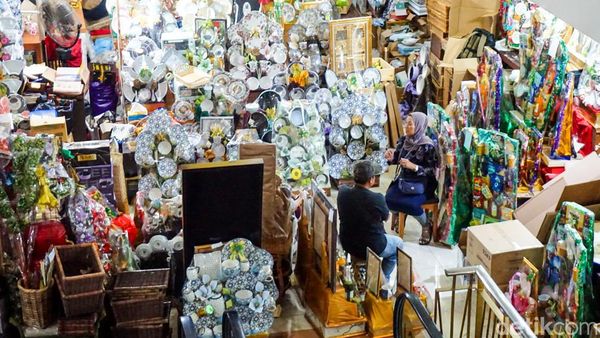 Jelang Lebaran, Pedagang Parsel Cikini Kebanjiran Pesanan