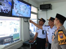 Antisipasi Kepadatan Pemudik ke Bawean, Kapolres Gresik Cek Pelabuhan