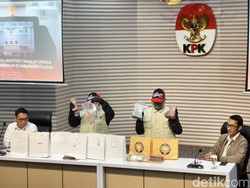Bupati Cilacap Minta Sekda Kumpulkan Uang untuk THR Lebaran, Dapat Rp 610 Juta