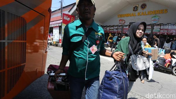 Pantauan Arus Mudik di Terminal Kalideres